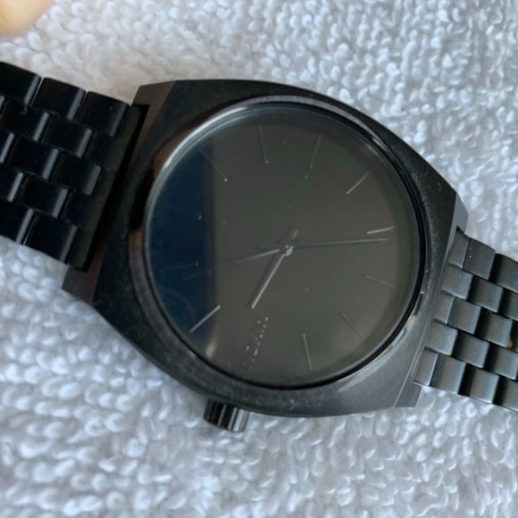 NIXON Time Teller Black on Black main image 3